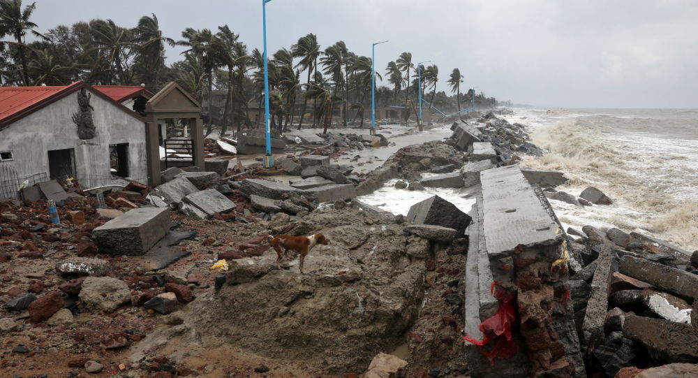 Нечего есть, некуда идти: смертельный циклон «Яас» ставит жителей бенгальской деревни на грань выживания