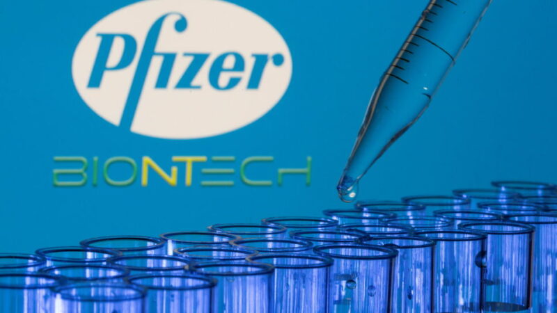 США покупают и пожертвуют 500 миллионов доз Pfizer, чтобы продемонстрировать демократию, что «лучшие решения могут быть найдены»