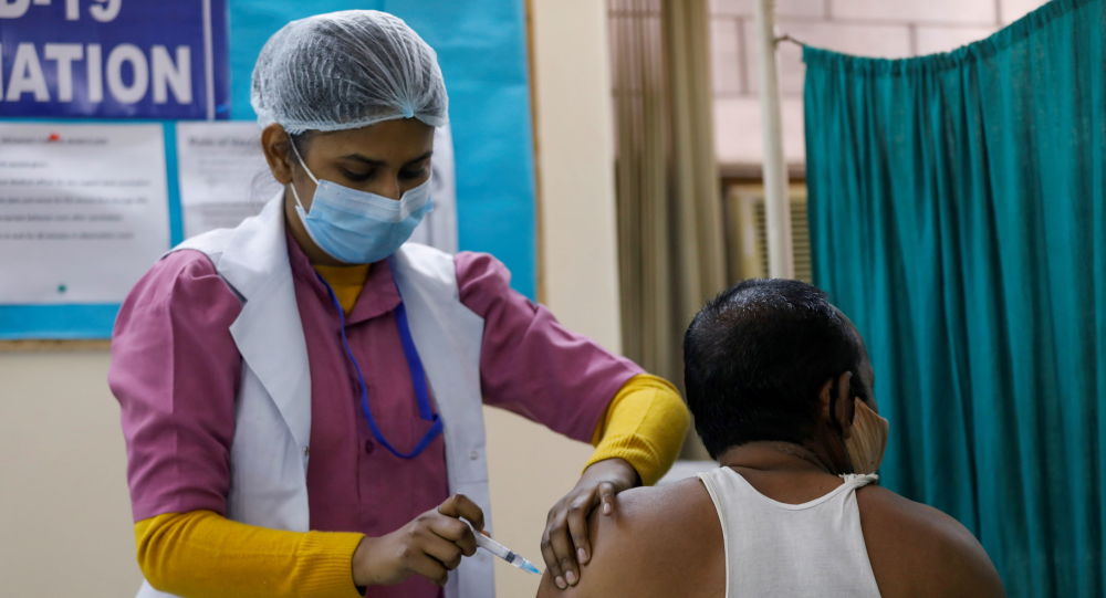 Индийская полиция расследует мошенничество в центрах вакцинации COVID-19, поскольку «тысячи» получили фальшивые уколы — отчет