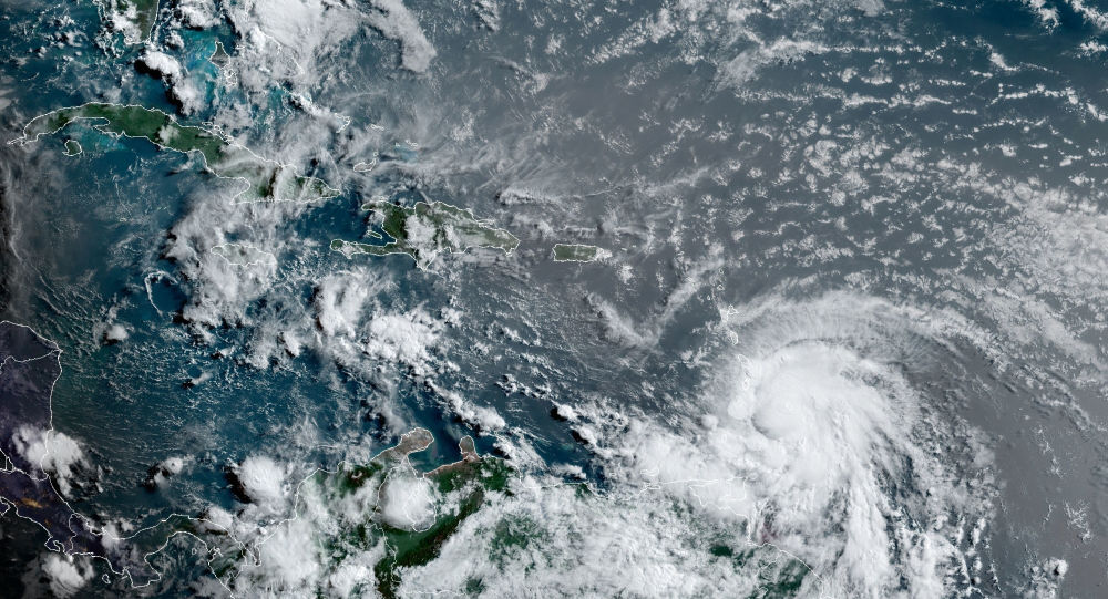 В Южной Флориде объявлено чрезвычайное положение в связи с приближением тропической бури Эльзы — губернатор