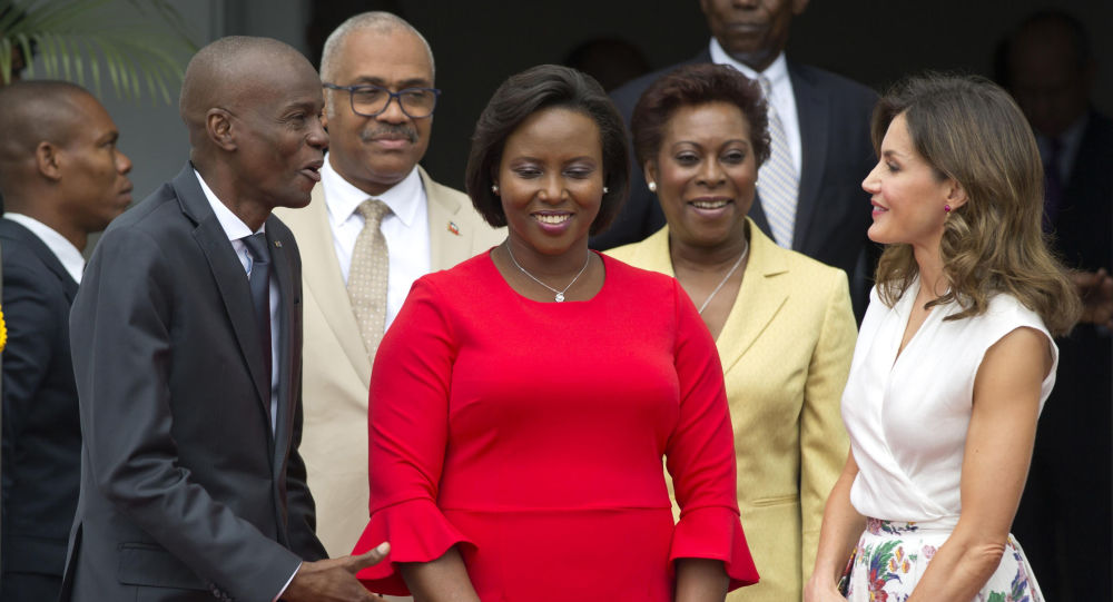 Жена убитого президента Гаити Моиса уезжает из страны в США для лечения, сообщают отчеты