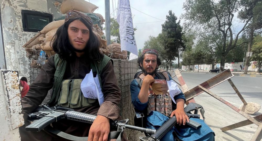 «Делать громкие заявления о моде»?  Образ хиппи боевика Талибана вызывает споры