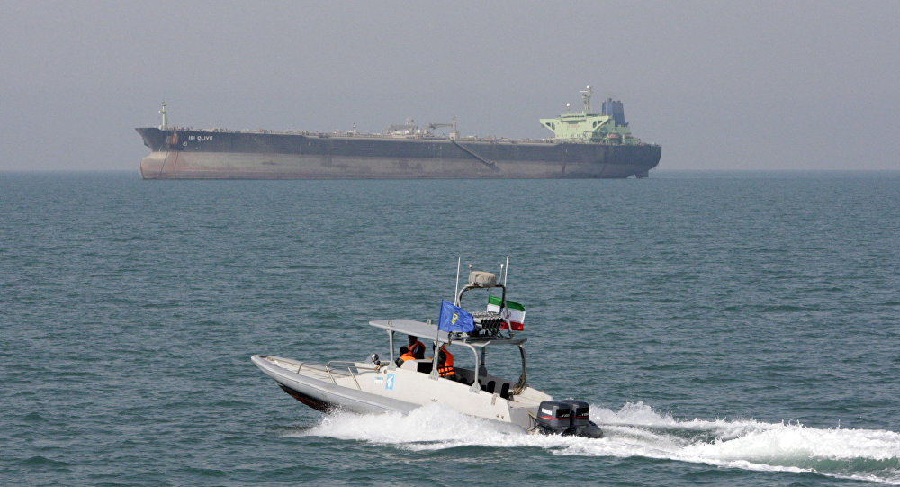Иран установил контроль над судоходством в Персидском заливе после обвинений в нападении на танкер