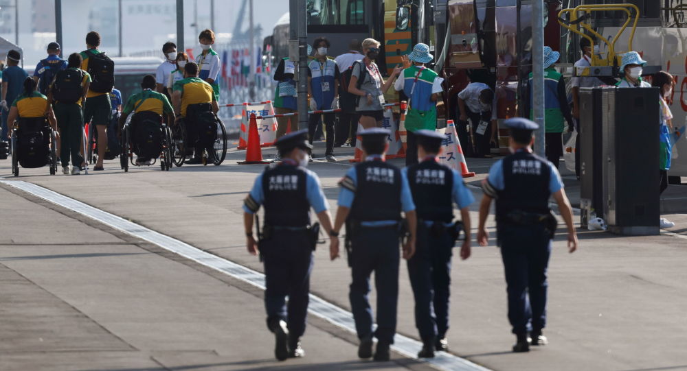 Сообщается, что слепого паралимпийского японца сбил автономный автобус в Атлетической деревне