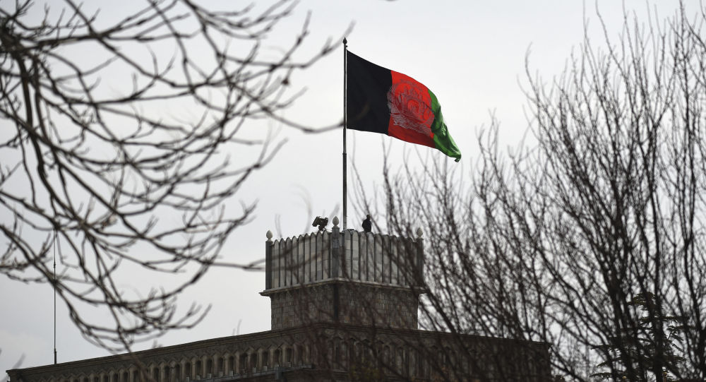 Сообщается о двух мощных взрывах возле посольства США, и президентского дворца в Кабуле