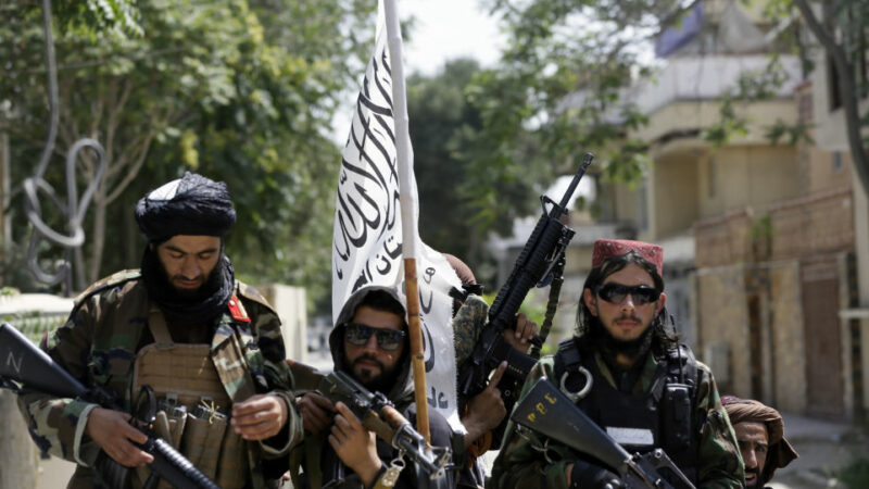 Сопротивление талибам может привести к длительной гражданской войне в Афганистане, заявляет ОДКБ