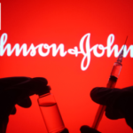 Иран разрешил использование вакцины Johnson & Johnson Covid в США после запрета американских вакцин - RT World News