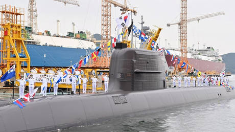 Южная Корея стала первой страной, не имеющей ядерного оружия, которая разработала возможности для создания баллистических ракет с подводных лодок