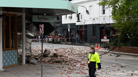 Кадры поврежденных зданий после землетрясения магнитудой 6,0 в Австралии