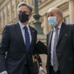 Министр иностранных дел Франции заявил, что для восстановления доверия потребуется время и действия США, Госдепартамент не упоминает об этом - RT World News