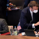Министр иностранных дел Франции заявил, что НАТО должно принять во внимание его резкую критику в адрес США и Австралии из-за сделки с AUKUS - RT World News
