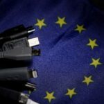 Одно зарядное устройство, чтобы управлять ими всеми?  ЕС объявил о планах ввести универсальный телефонный кабель, чтобы нанести удар по Apple - RT World News