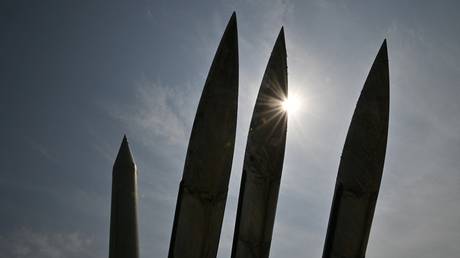 Северная Корея назвала «небрежный» запуск подводных ракет Южной Кореи «самоутешительным», заявляет, что Сеул намерен разрушить мир на полуострове