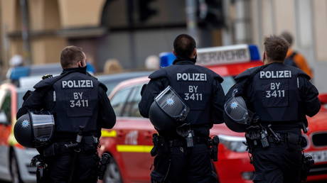 «Терроризм побежден?»  Меркель говорит, что после 11 сентября были достигнуты не все цели, поскольку глава разведки предупреждает о 2000 опасных экстремистах в Германии
