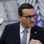 ЕС рискует стать «централизованно управляемым», поскольку «опасное явление» институциональных действий угрожает будущему блока, предупреждает премьер-министр Польши