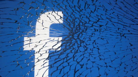 Facebook обвиняет «неправильное изменение конфигурации» в массовом отключении электроэнергии на фоне призывов к «разложению» технологического гиганта