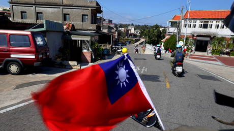 Китай критикует США после того, как Блинкен сожалеет об отсутствии Тайбэя в мировом сообществе