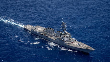 Китай заявил, что «США и Канада вступили в сговор, чтобы создать проблемы», отправив военные корабли через Тайваньский пролив