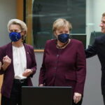 Меркель предостерегает от изоляции Польши и призывает страны ЕС найти компромисс, чтобы предотвратить нежелательный полексит - RT World News