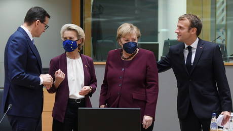 Меркель предостерегает от изоляции Польши и призывает страны ЕС найти компромисс, чтобы предотвратить нежелательный полексит