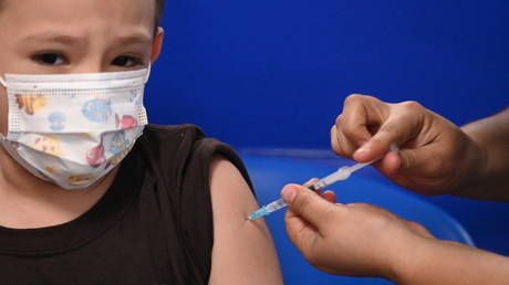 Moderna заявляет, что ее вакцина против Covid «хорошо переносится» детьми в возрасте от 6 до 11 лет из-за опасений по поводу сердечного воспаления у молодых людей