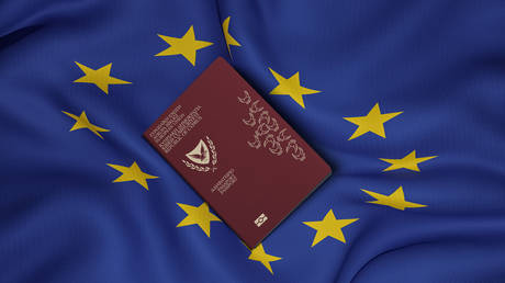 На Кипре изъяты 45 паспортов, полученных инвесторами и их семьями по схеме получения гражданства