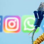 Не снова ?!  Facebook, Instagram, Facebook Messenger и WhatsApp отключены во второй раз за неделю - RT World News