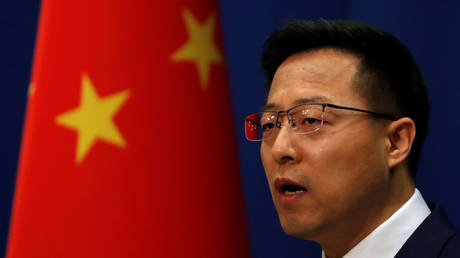 Пекин призывает США уточнить детали столкновения атомных подводных лодок в Южно-Китайском море, обвиняя их в сокрытии подробностей