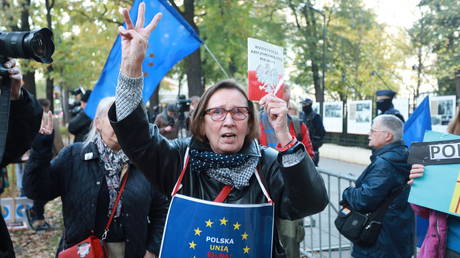 Польский суд признал некоторые статьи Договора ЕС неконституционными, но Брюссель считает, что его законы превыше всего