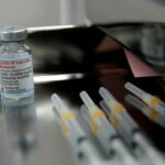 Регулирующий орган США заявляет, что повышенный риск сердечного воспаления от прививки Moderna Covid у молодых мужчин после отстранения в скандинавских странах - RT World News