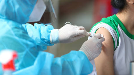 В Южной Корее зарегистрировано первое сообщение о смерти подростка после вакцинации против Covid-19, власти расследуют инцидент