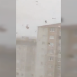 4 убитых и 19 раненых во время сильного шторма в Стамбуле - RT World News