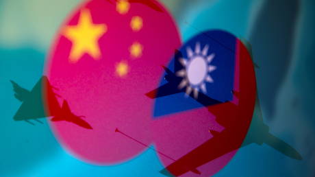Американские законодатели бросают вызов Китаю поездкой на Тайвань