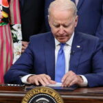 Иран обрисовывает в общих чертах, что должны сделать США "мошенники", чтобы мир поверил, что его подпись "что-то значит" - RT World News