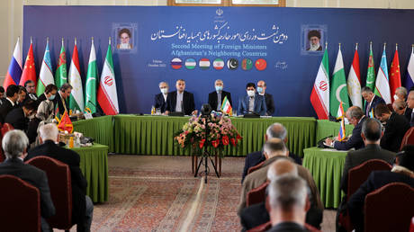 Иран заявляет, что никогда не присоединится к какому-либо механизму по Афганистану под руководством США или другой «трансрегиональной» страны