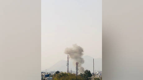 Множественные взрывы возле военного госпиталя в Кабуле из-за перестрелки в столице Афганистана