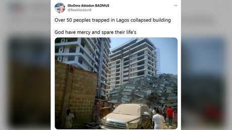 Опасаются смертей после обрушения строящегося многоэтажного дома в Нигерии, в результате чего рабочие оказались в ловушке