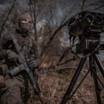 Польша предупреждает о возможной `` вооруженной '' эскалации кризиса на границе с мигрантами - RT World News
