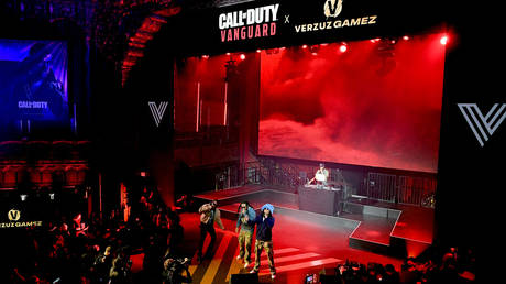Создатель Call of Duty признал, что контент был « нечувствителен » к мусульманам