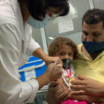 Вакцина против COVID-19 одобрена для выздоровления малышей - RT World News