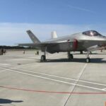 Модернизация американского самолета F-35 «незрела и несовершенна» — сообщает RT World News