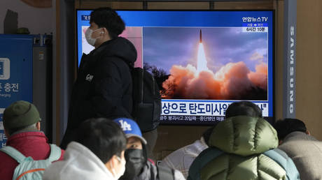 Северная Корея подтверждает испытание ракеты, которая, как считается, может поразить территорию США