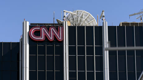 Еще один топ-менеджер CNN уходит в отставку