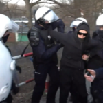 Правозащитники столкнулись с полицией (ВИДЕО) — RT World News