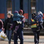 Великобритания отказывается смягчать визовые правила для украинцев — RT World News