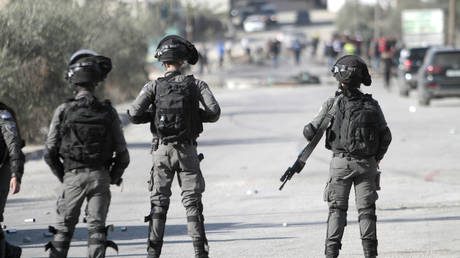 Израильские военные застрелили безоружную палестинку (