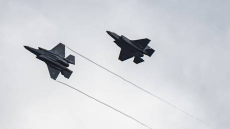 НАТО связывает ядерные планы с F-35