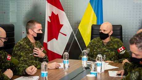 Охотник за нацистами назвал действия Канады в Украине