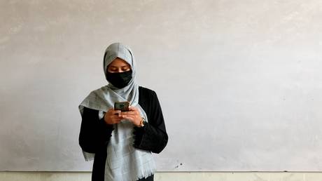 Репортаж RT о «тайных школах» для девочек в Афганистане