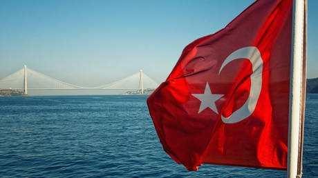 Турция подозревает заговор за минами Черного моря